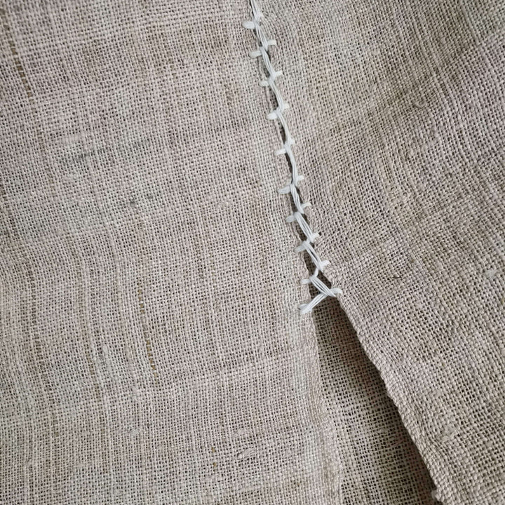 Japanese Tie-Dye Ramie あさ Noren Curtain/Room Divider/Mountains/33x59in/Fabric Details