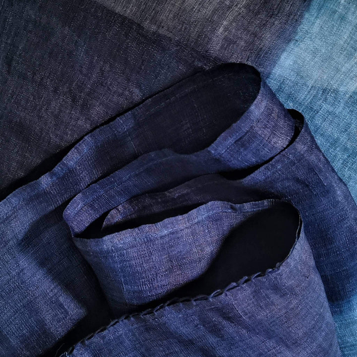 Hand-Dyed Shibori Japanese Noren Curtain/Handwoven Linen Ramie (あさ) Doorway Curtain/Two-Tone Blue/Fabric Details